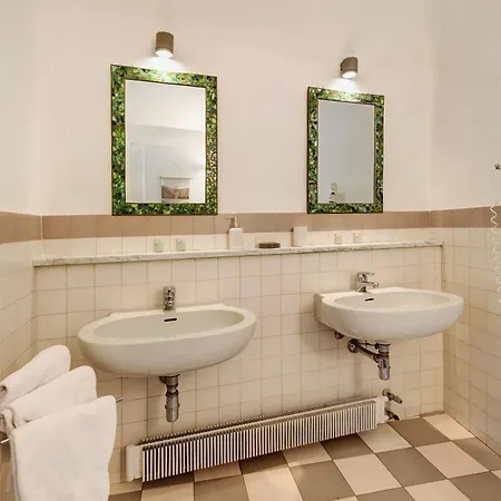 Apartmán Trilocale Ginevra